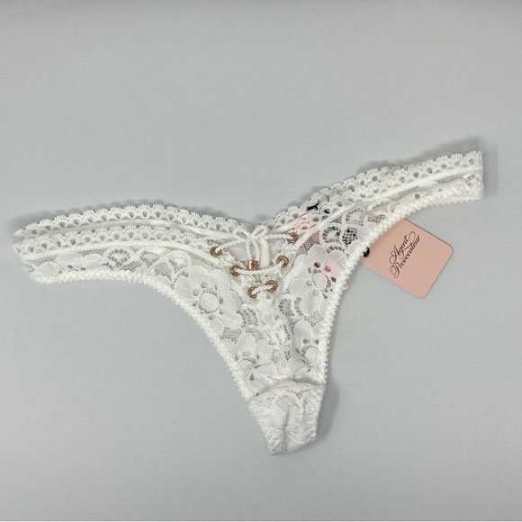 Agent Provocateur Other - Agent Provocateur Daizy White Thong AP3 Medium NWT